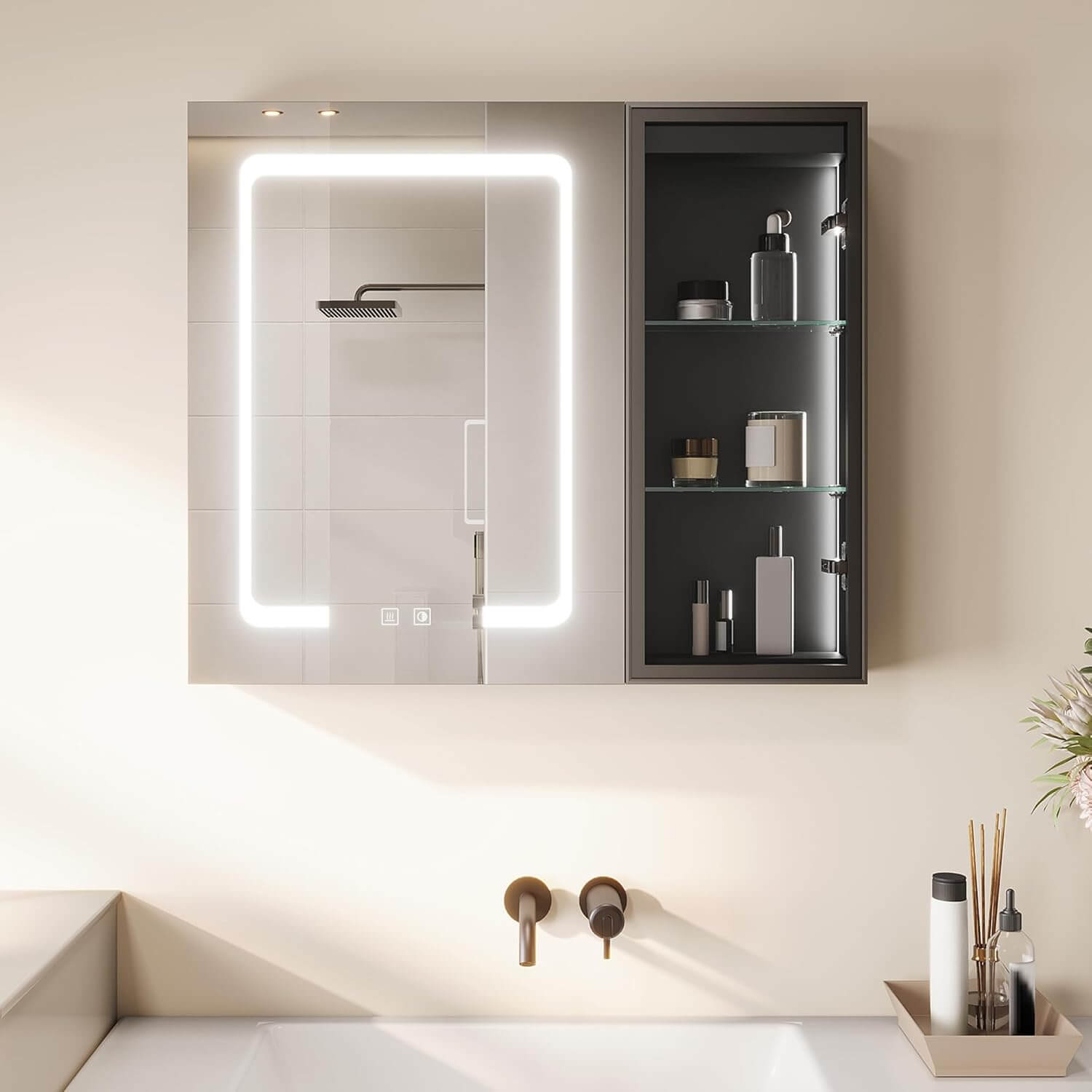 SONNI Spiegelschrank Bad mit Beleuchtung LED Spiegelschrank mit Glasvitrine und Ambientebeleuchtung, Glasboden, Anti-Beschlag, Steckdose, 3 Lichtfarben, Dimmbar, Vollständig Montiert