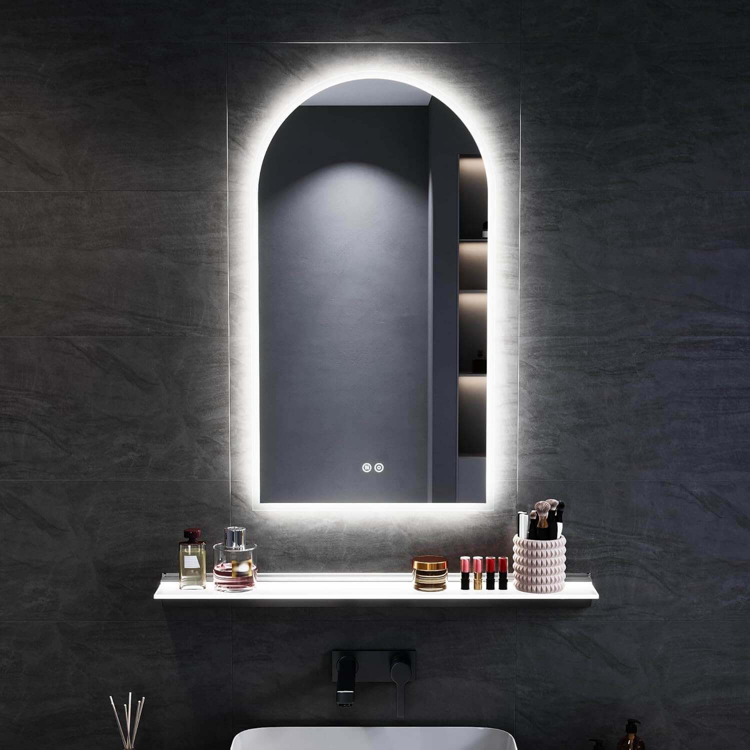 SONNI Badezimmerspiegel mit Beleuchtung Bogen LED Badspiegel mit Steckdose + Touch-Bedienung + Anti-Beschlag + 3 Farben, Dimmbar & Stromausfallgedächtnis - Sonni Sanitär GmbH