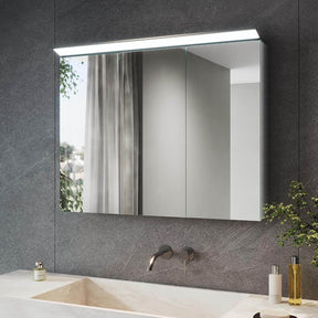 SONNI Spiegelschrank Bad mit Beleuchtung 80 x 60 cm, Edelstahl Medizinschrank IP44 Wasserciht, Spiegelleuchte mit Kaltweißem Licht und Wandschalter für Badezimmer - Sonni Sanitär GmbH