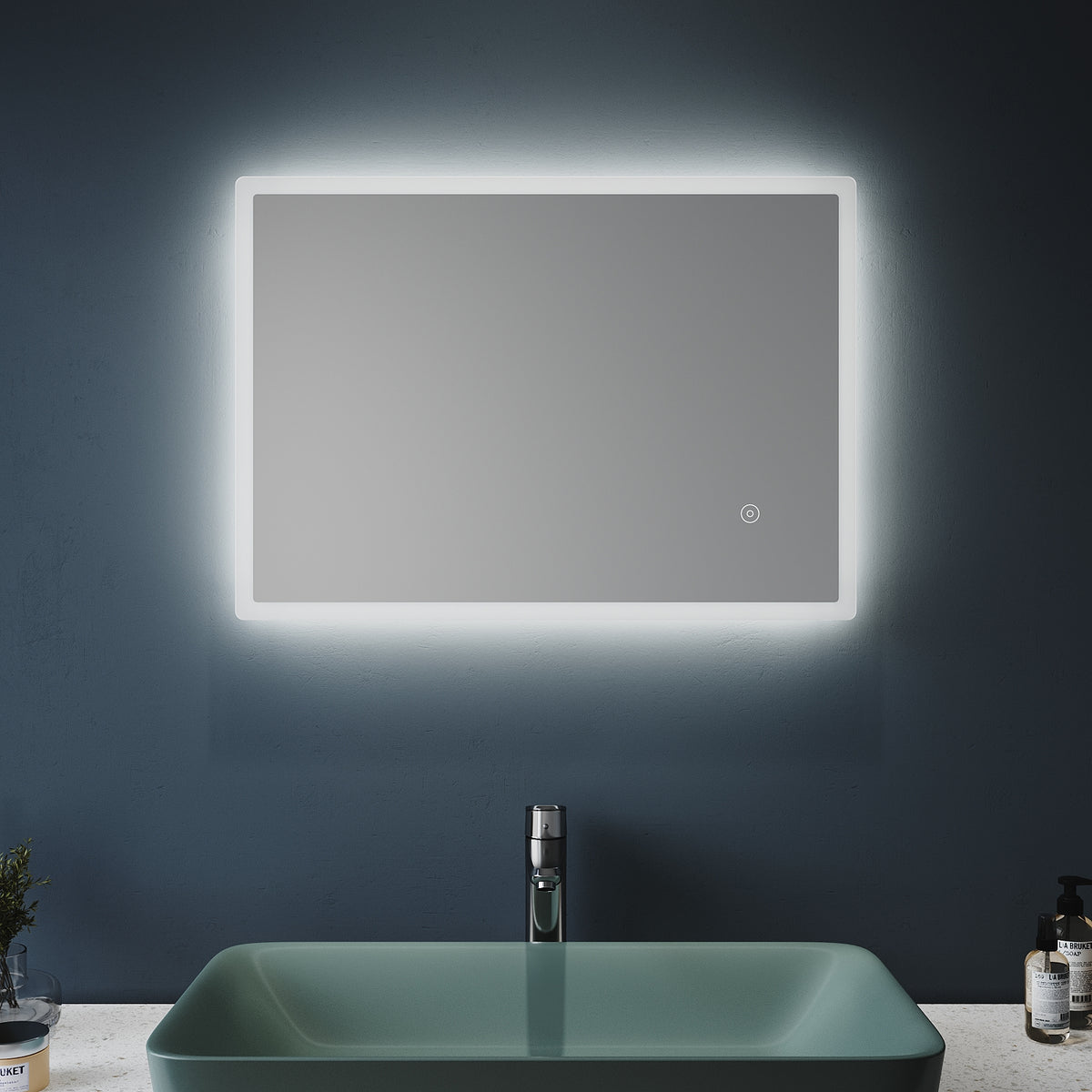 SONNI Badspiegel mit Beleuchtung 50x70cm beschlagfrei Wandspiegel Badezimmerspiegel mit Touchschalter Kaltweiß 6400K Badspiegel IP44 Energiesparend